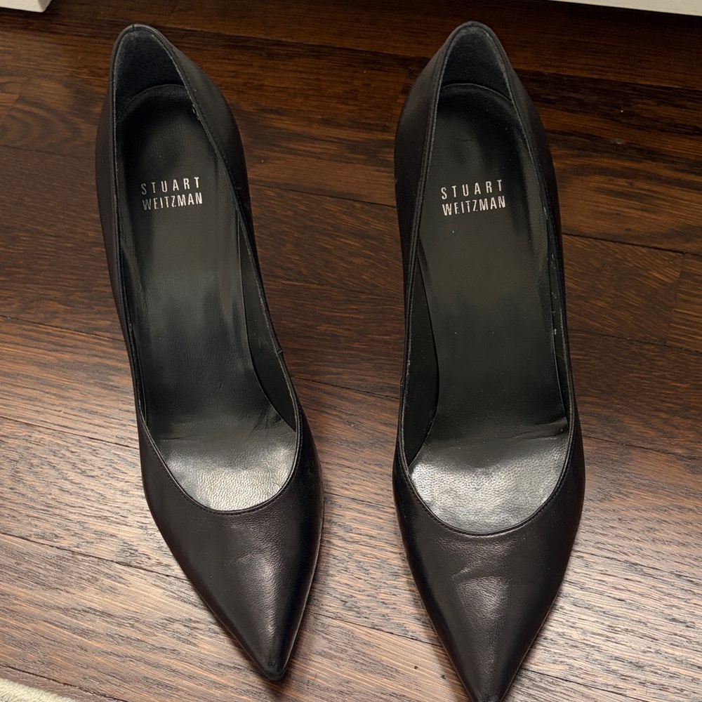 Stuart Weitzman Black Pointed Toe Heels